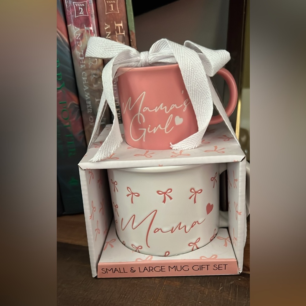 Mama's Girl Pink and White Mug Set